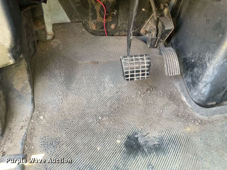 image for item DL3777 2004 International 7400  dump truck