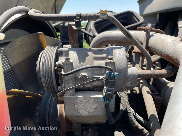 image for item DL3777 2004 International 7400  dump truck