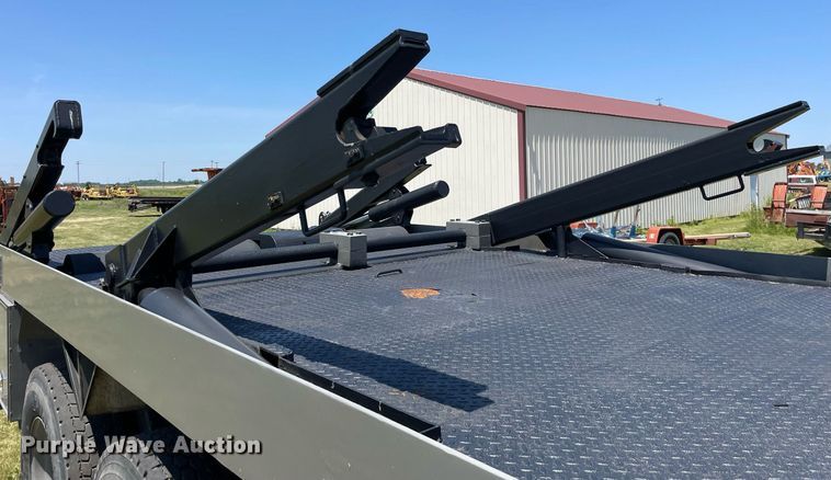 image for item DL3778 2000 GMC C8500  reel truck