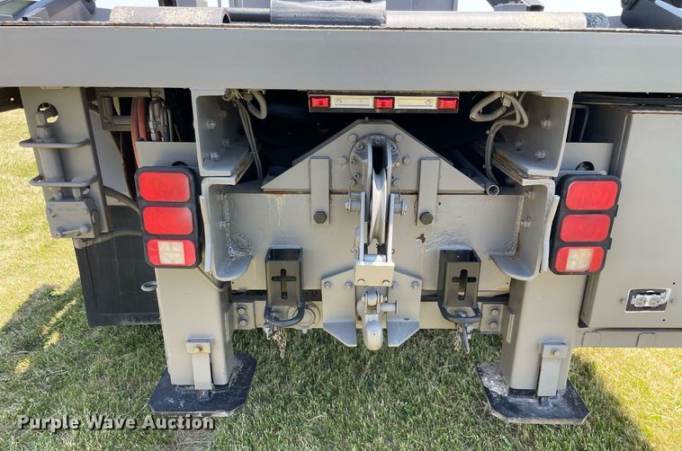 image for item DL3778 2000 GMC C8500  reel truck