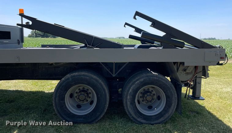 image for item DL3778 2000 GMC C8500  reel truck