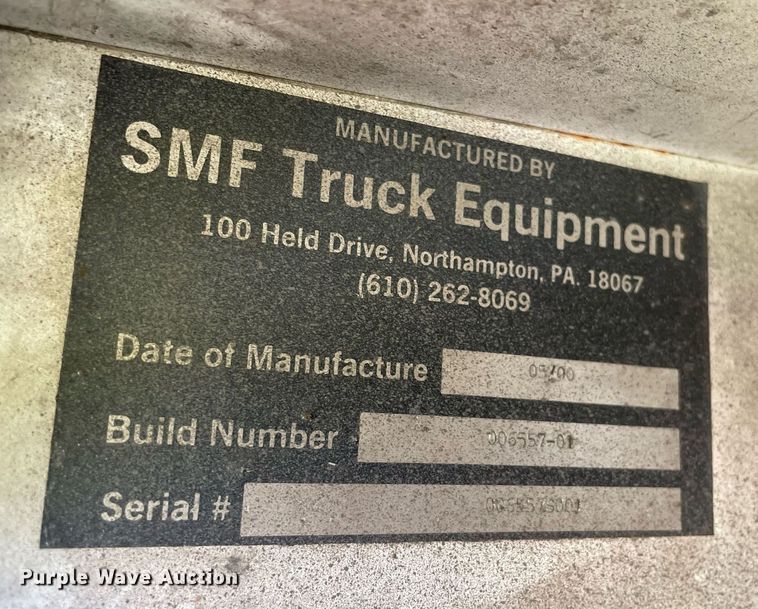 image for item DL3778 2000 GMC C8500  reel truck