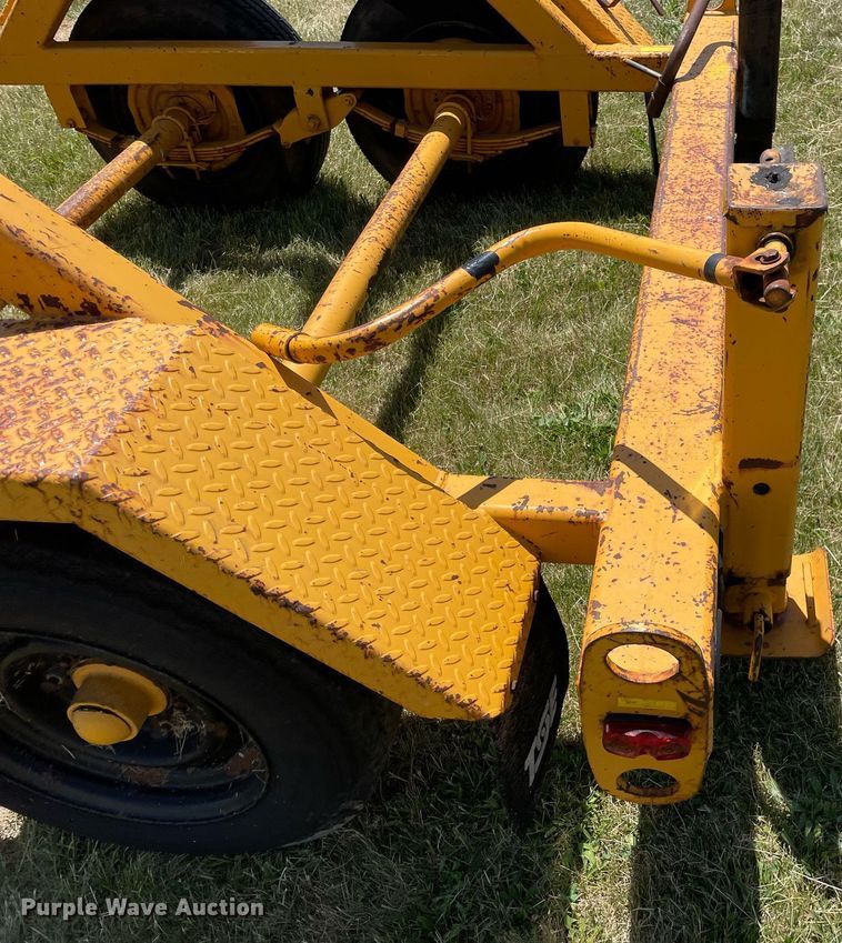 image for item DL3779 2002 TSE T30/36VGRC  reel trailer