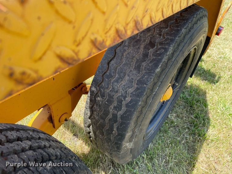 image for item DL3779 2002 TSE T30/36VGRC  reel trailer