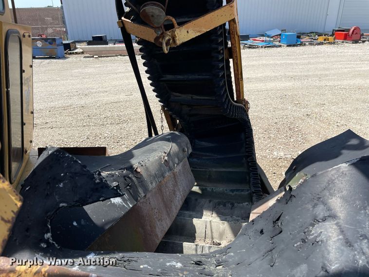 image for item DL3780 1994 Vermeer CC135A Offset  concrete cutter