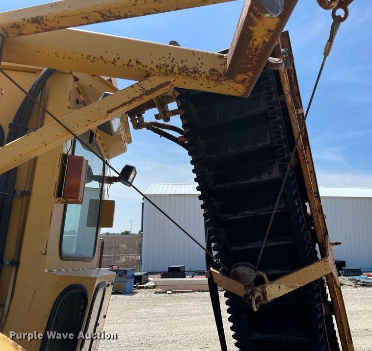 image for item DL3780 1994 Vermeer CC135A Offset  concrete cutter