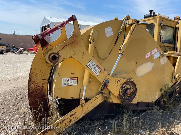 image for item DL3780 1994 Vermeer CC135A Offset  concrete cutter