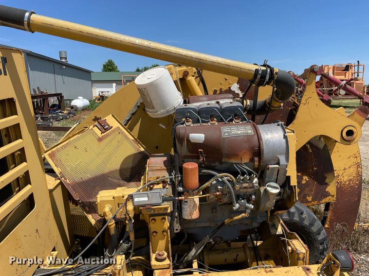 image for item DL3780 1994 Vermeer CC135A Offset  concrete cutter