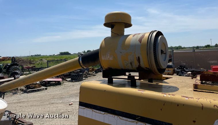 image for item DL3780 1994 Vermeer CC135A Offset  concrete cutter