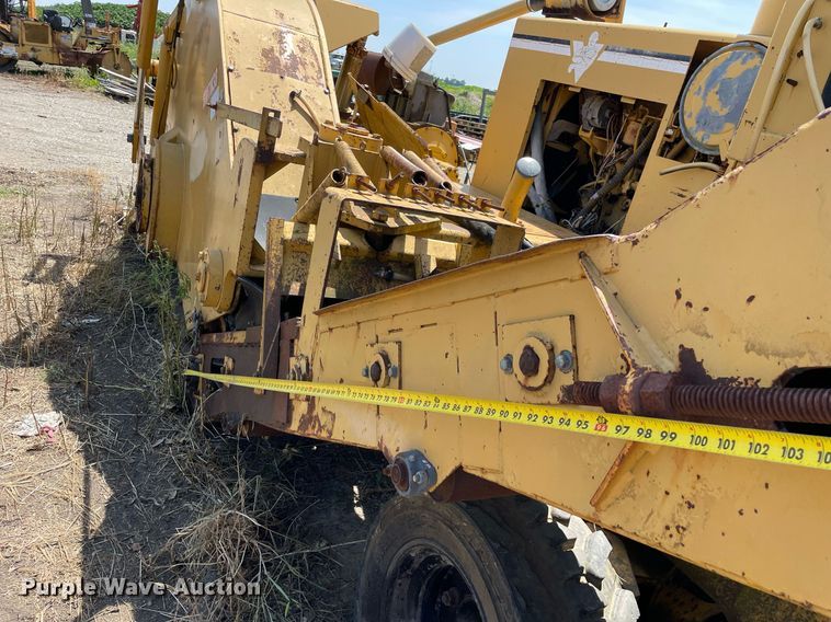 image for item DL3780 1994 Vermeer CC135A Offset  concrete cutter