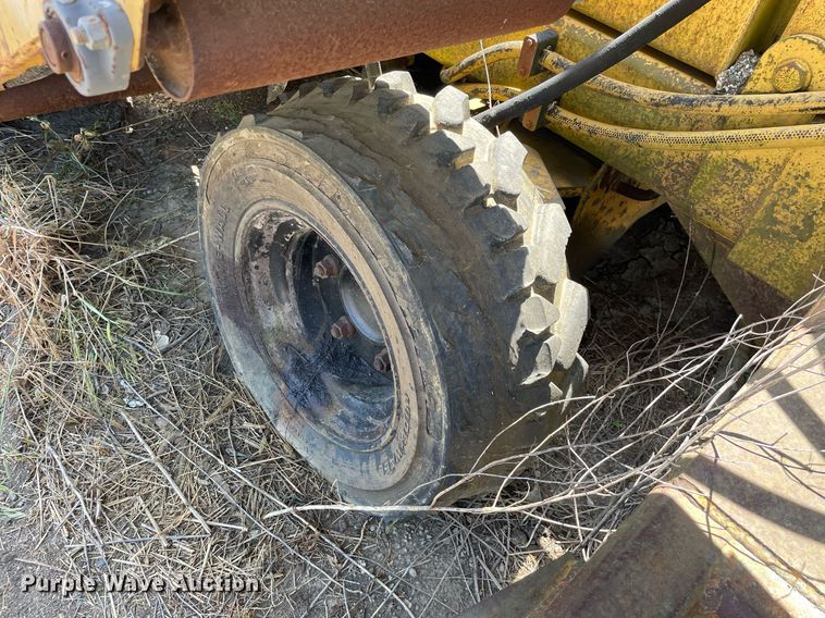 image for item DL3780 1994 Vermeer CC135A Offset  concrete cutter