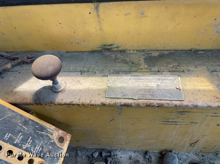 image for item DL3780 1994 Vermeer CC135A Offset  concrete cutter