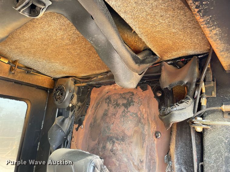 image for item DL3781 Fecon FTX200T5-24SST  mulcher