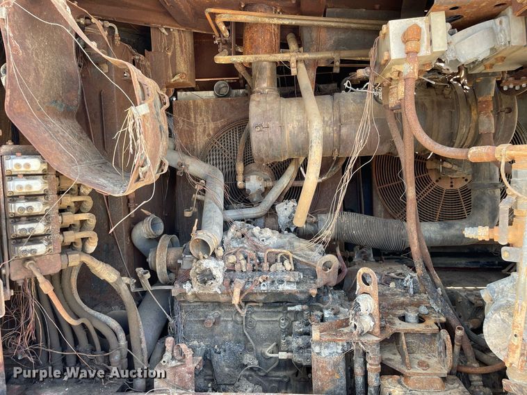 image for item DL3781 Fecon FTX200T5-24SST  mulcher