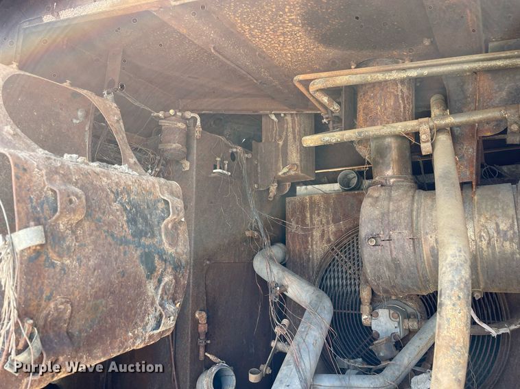 image for item DL3781 Fecon FTX200T5-24SST  mulcher