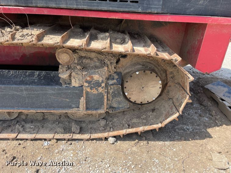 image for item DL3781 Fecon FTX200T5-24SST  mulcher