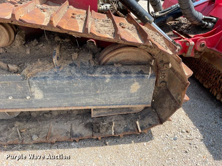 image for item DL3781 Fecon FTX200T5-24SST  mulcher