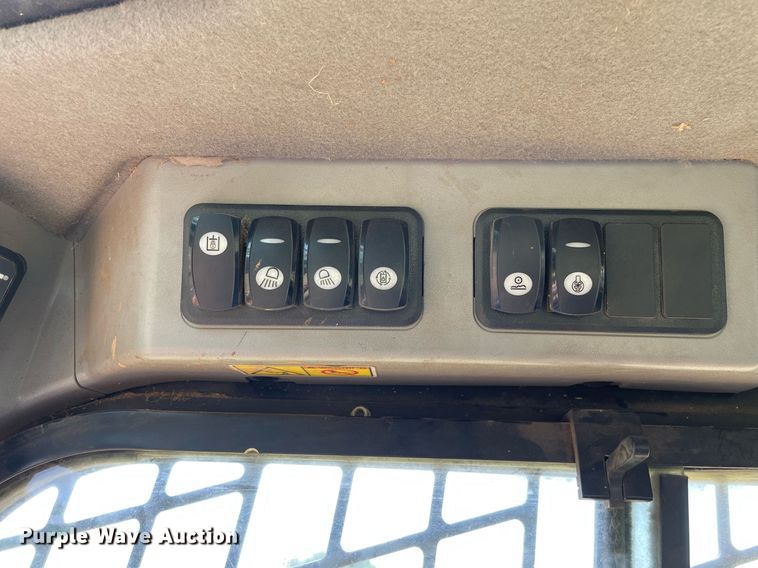 image for item DL3783 2017 Caterpillar 299D2XHP  tracked skid steer loader