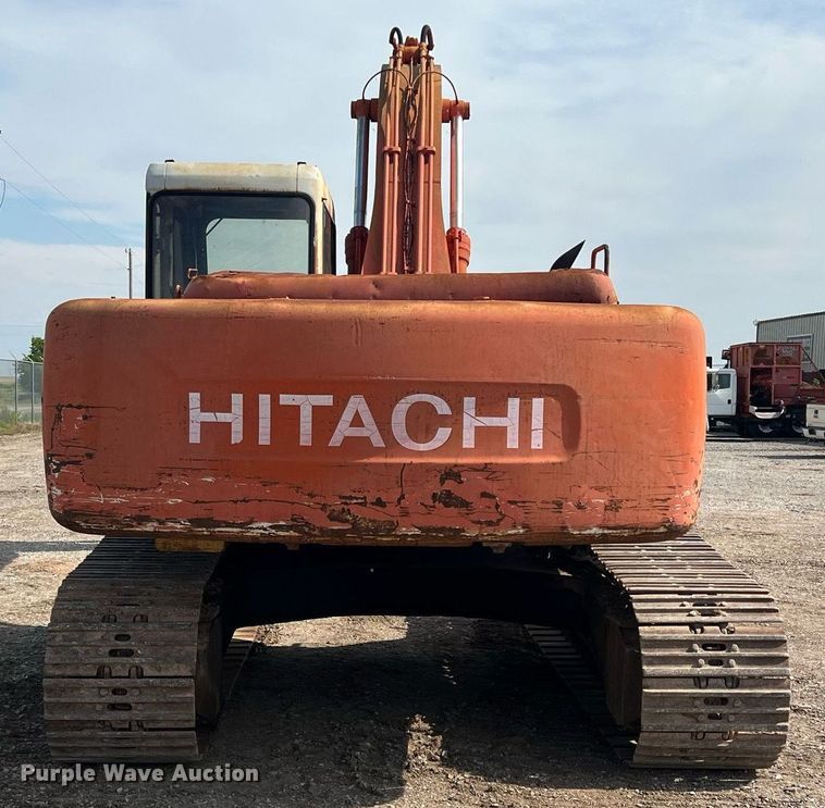 image for item DN3017 1991 Hitachi EX200LC-2  excavator