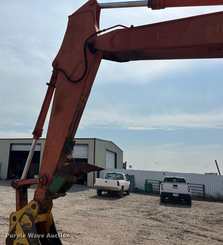 image for item DN3017 1991 Hitachi EX200LC-2  excavator