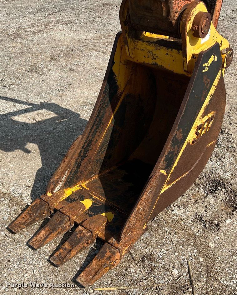 image for item DN3017 1991 Hitachi EX200LC-2  excavator