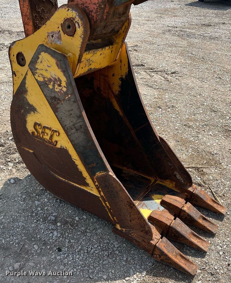image for item DN3017 1991 Hitachi EX200LC-2  excavator