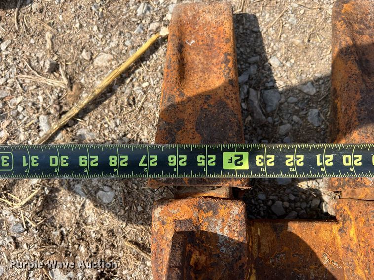 image for item DN3017 1991 Hitachi EX200LC-2  excavator