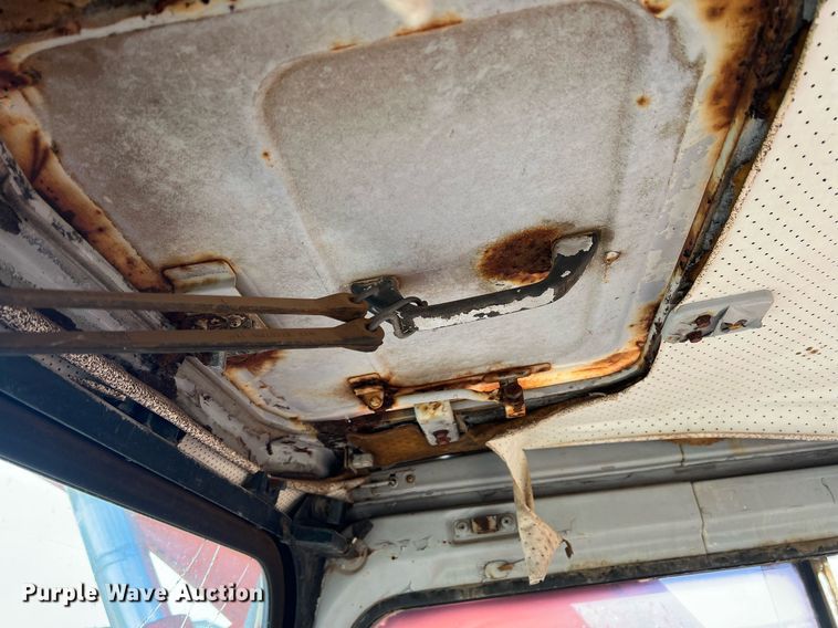 image for item DN3017 1991 Hitachi EX200LC-2  excavator