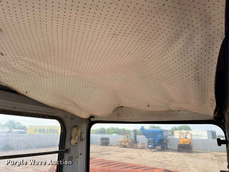 image for item DN3017 1991 Hitachi EX200LC-2  excavator