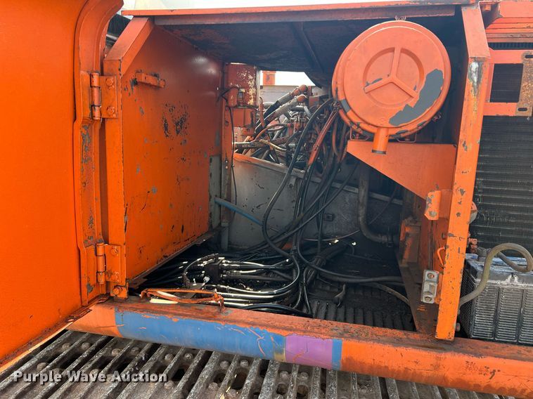 image for item DN3017 1991 Hitachi EX200LC-2  excavator