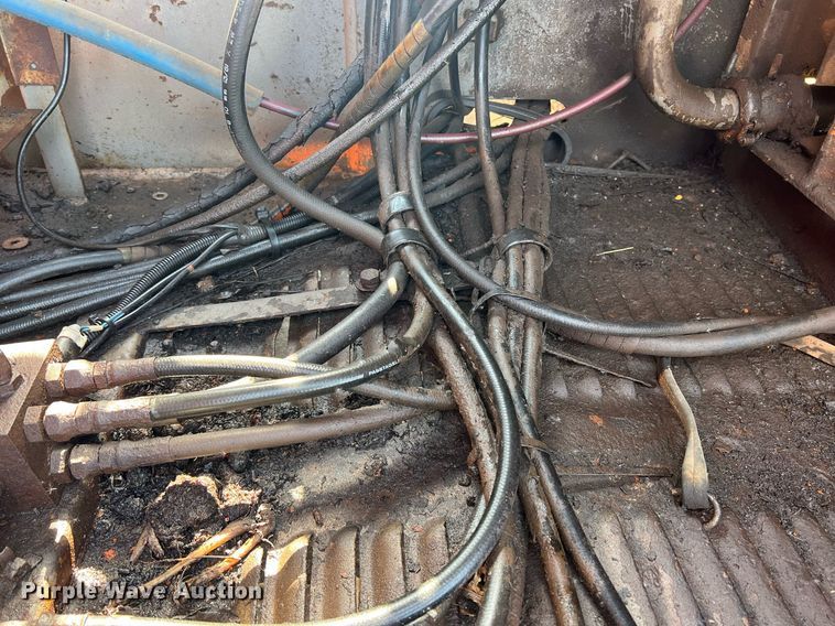 image for item DN3017 1991 Hitachi EX200LC-2  excavator