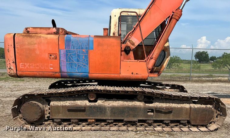 image for item DN3017 1991 Hitachi EX200LC-2  excavator