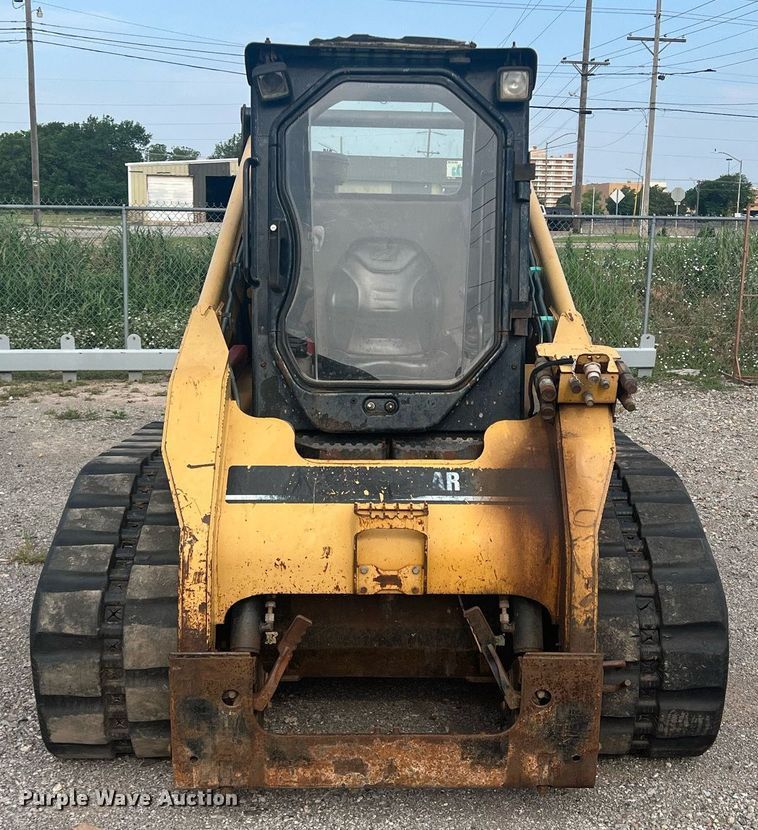 image for item DN3027 2006 Caterpillar 268B  tracked skid steer loader