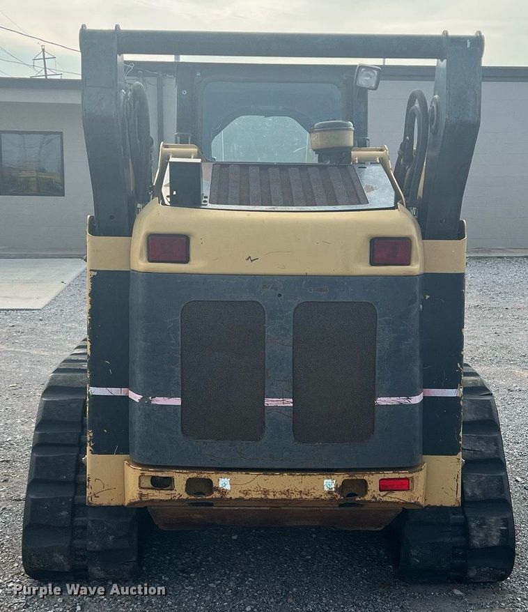 image for item DN3027 2006 Caterpillar 268B  tracked skid steer loader