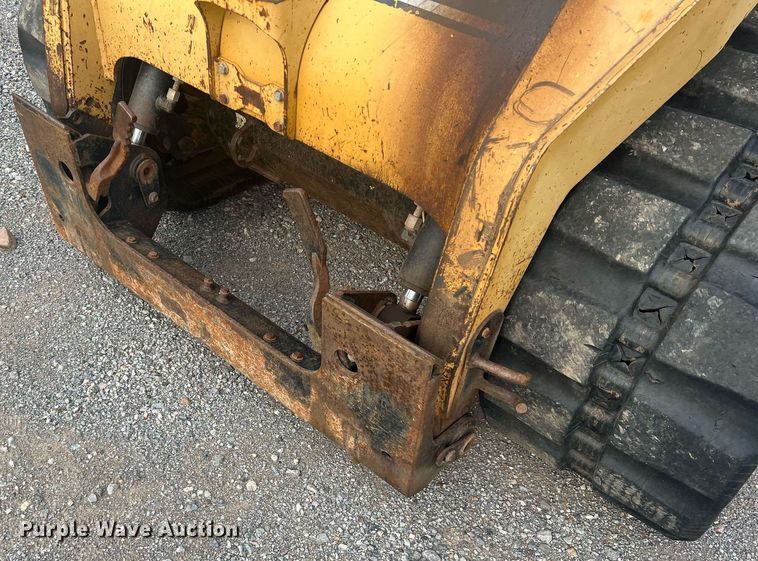 image for item DN3027 2006 Caterpillar 268B  tracked skid steer loader