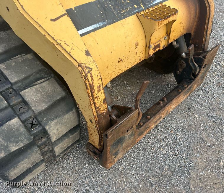 image for item DN3027 2006 Caterpillar 268B  tracked skid steer loader