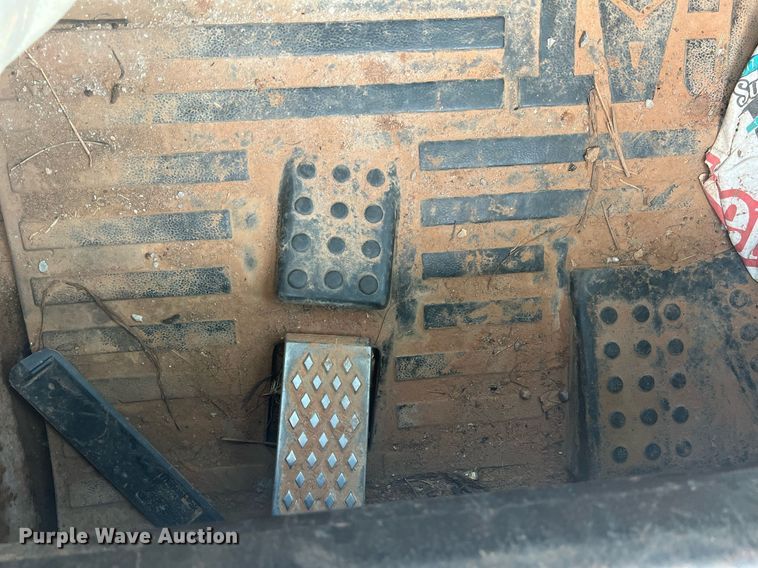 image for item DN3027 2006 Caterpillar 268B  tracked skid steer loader