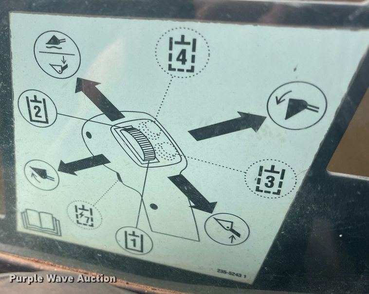 image for item DN3027 2006 Caterpillar 268B  tracked skid steer loader