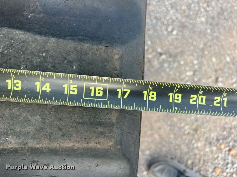 image for item DN3027 2006 Caterpillar 268B  tracked skid steer loader