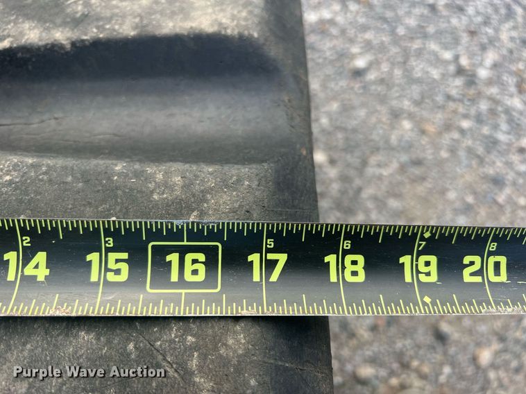 image for item DN3027 2006 Caterpillar 268B  tracked skid steer loader