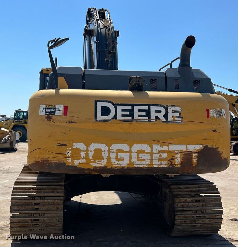 image for item DN3031 2017 John Deere 350GLC  excavator