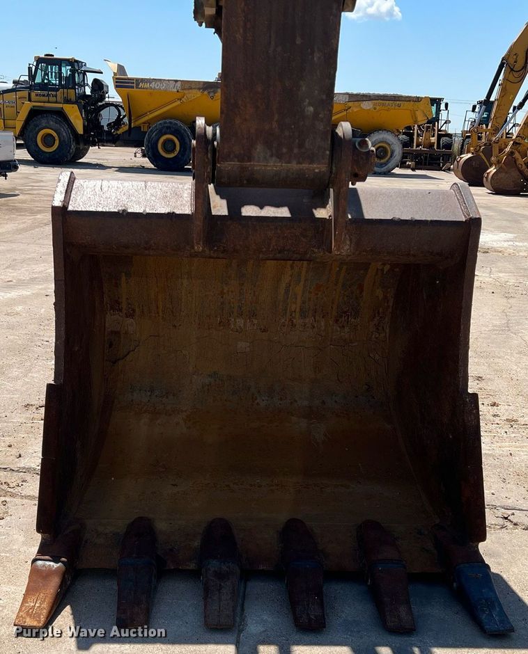 image for item DN3031 2017 John Deere 350GLC  excavator