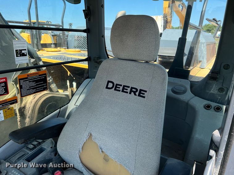 image for item DN3031 2017 John Deere 350GLC  excavator