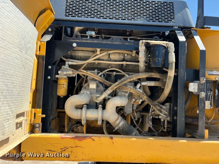 image for item DN3031 2017 John Deere 350GLC  excavator