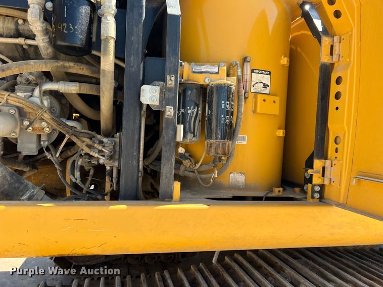 image for item DN3031 2017 John Deere 350GLC  excavator