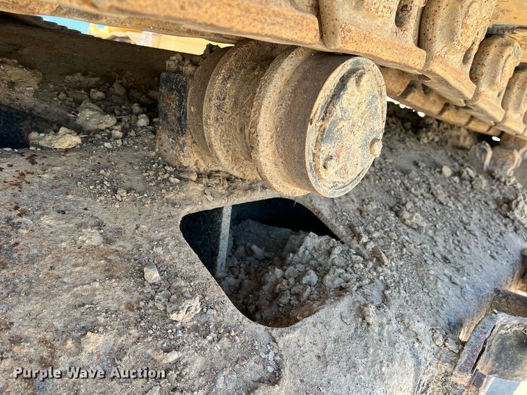 image for item DN3031 2017 John Deere 350GLC  excavator