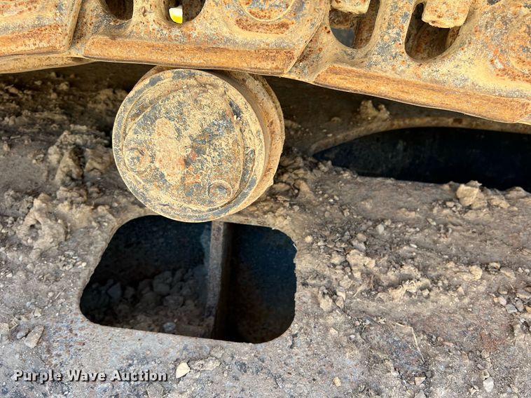 image for item DN3031 2017 John Deere 350GLC  excavator