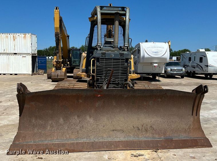 image for item DN3032 2007 John Deere 750J LGP  dozer