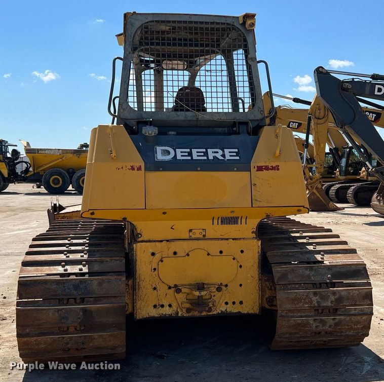 image for item DN3032 2007 John Deere 750J LGP  dozer
