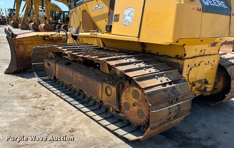 image for item DN3032 2007 John Deere 750J LGP  dozer